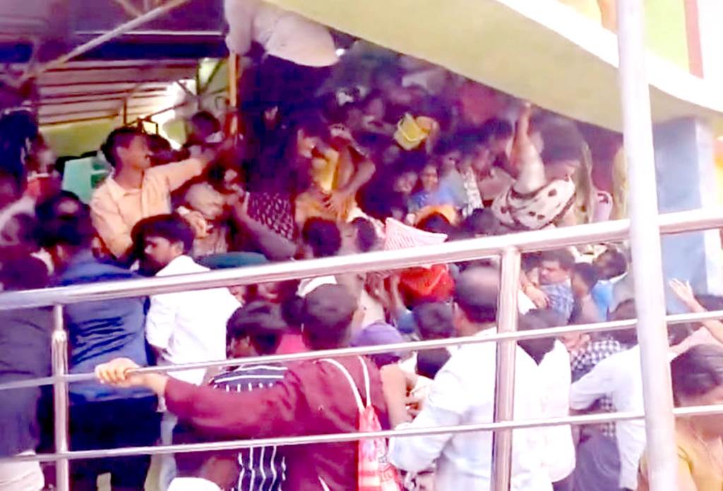 Stampede at Venkateswara Swamy Temple 10 Devotees Dead